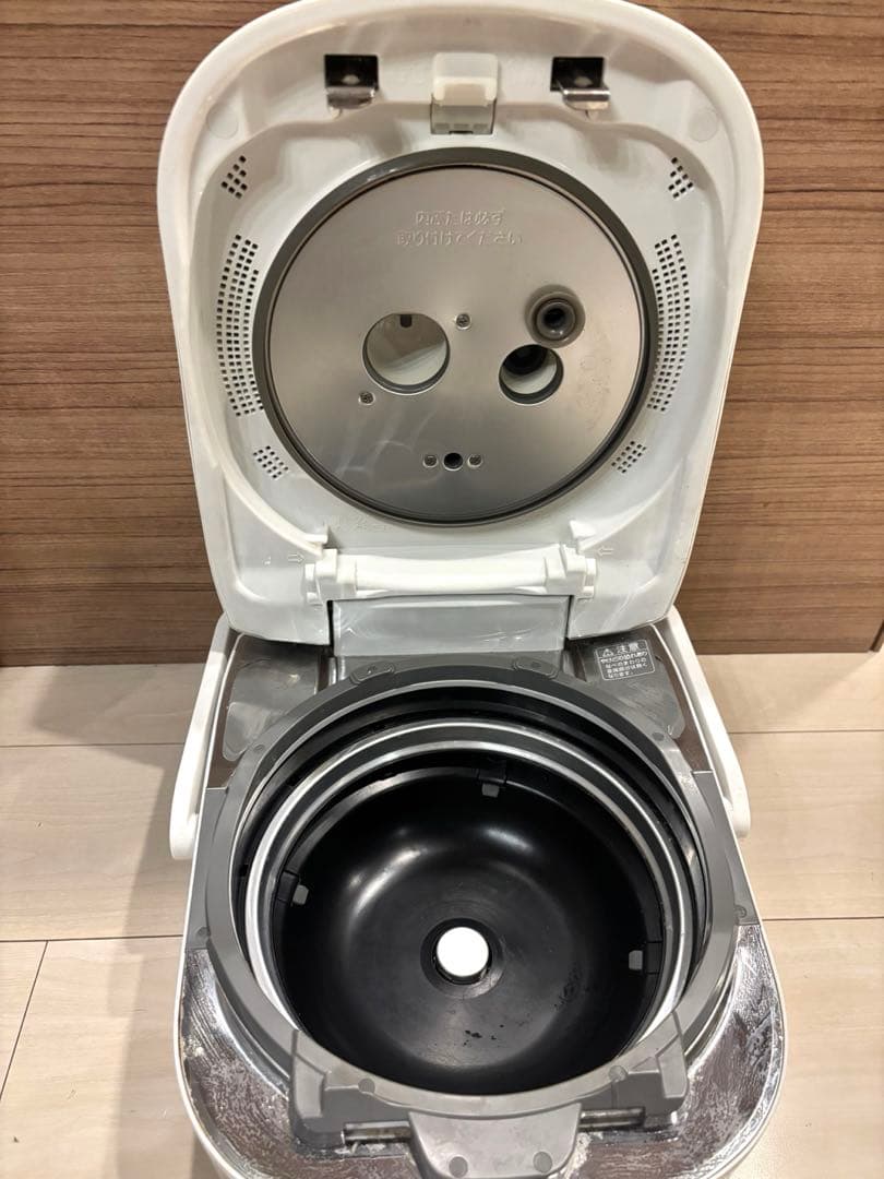 象印 圧力IH炊飯ジャー NP-WA10 5合炊き 炊飯器