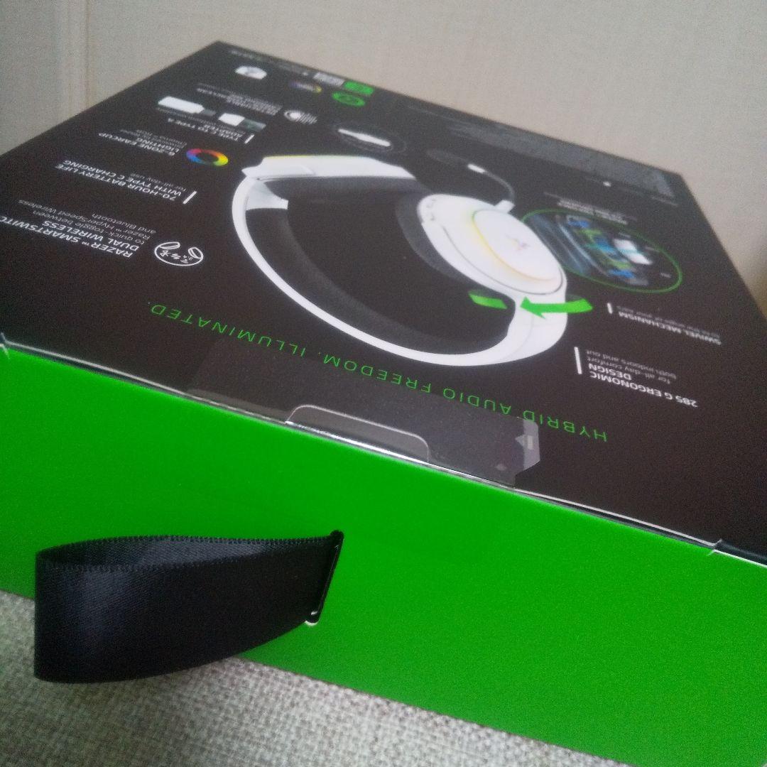 Razer Barracuda X Chroma ホワイトエディション