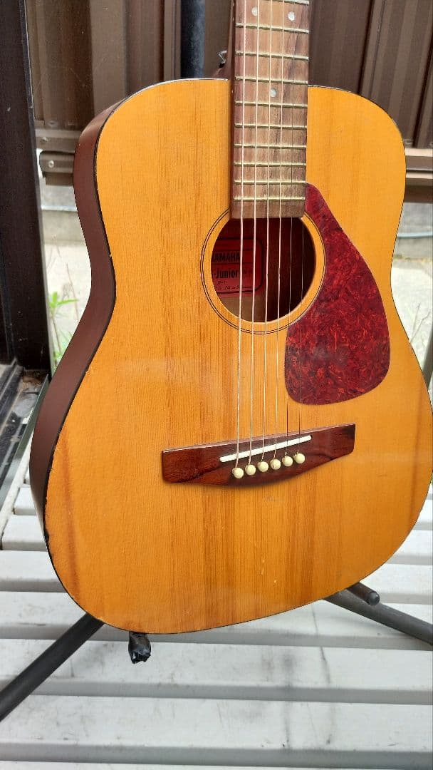 YAMAHA FG-junior 赤ラベル コンタクトピックアップ付エレアコ