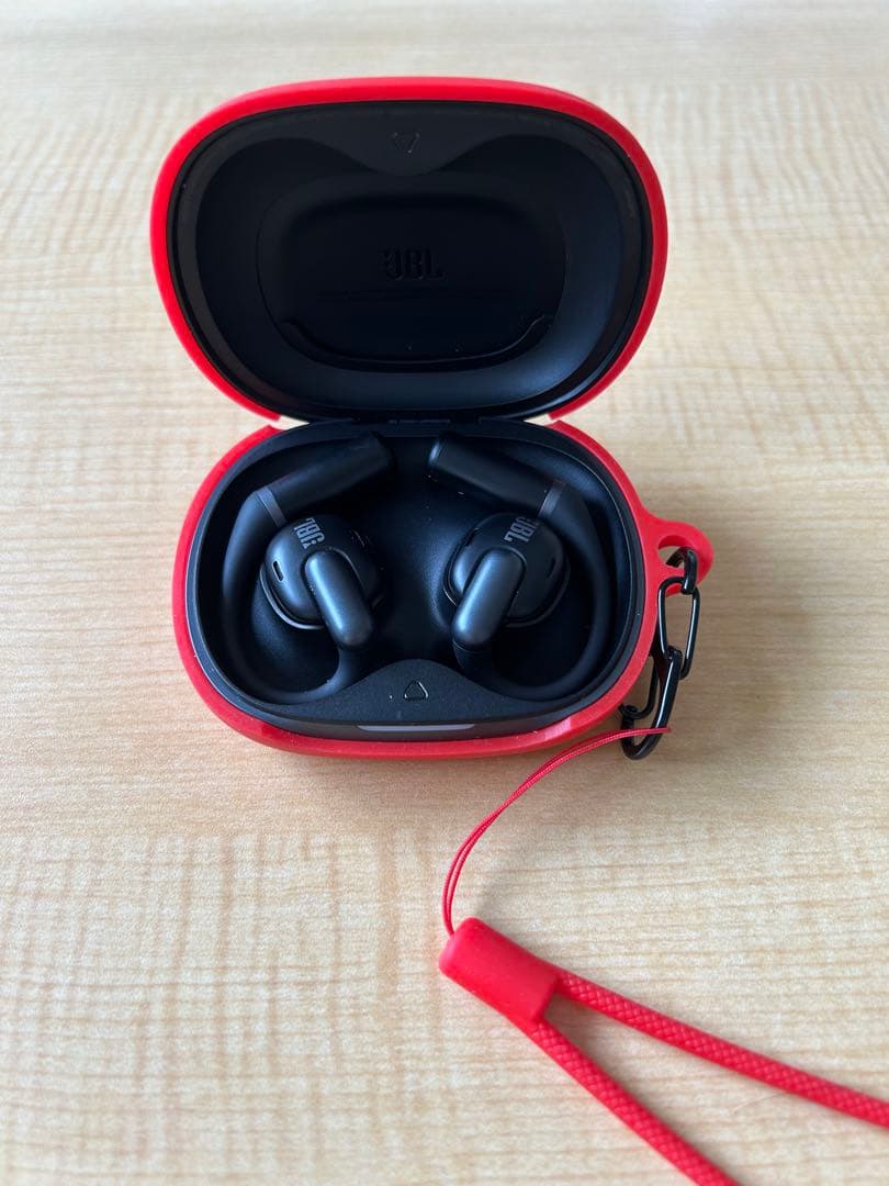 JBL SENSEPRO ワイヤレスイヤホン ブラック　ケース付