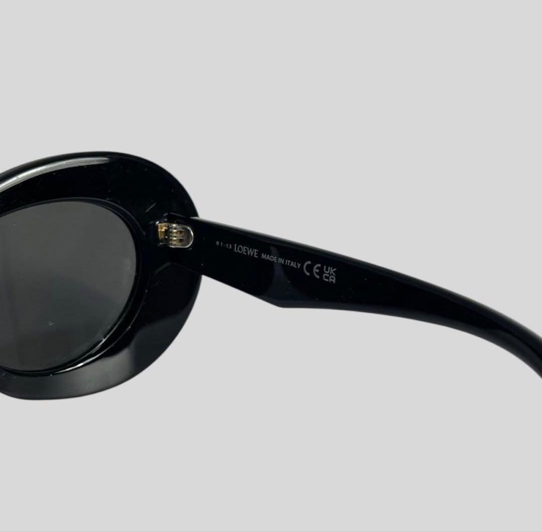 LOEWE キャットアイサングラス