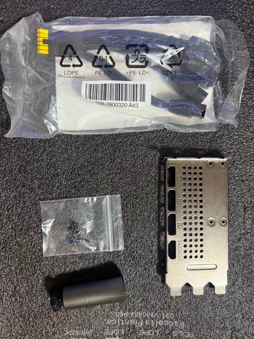 MSI NVIDIA GEFORCE RTX 5090 基板（PCB）なし