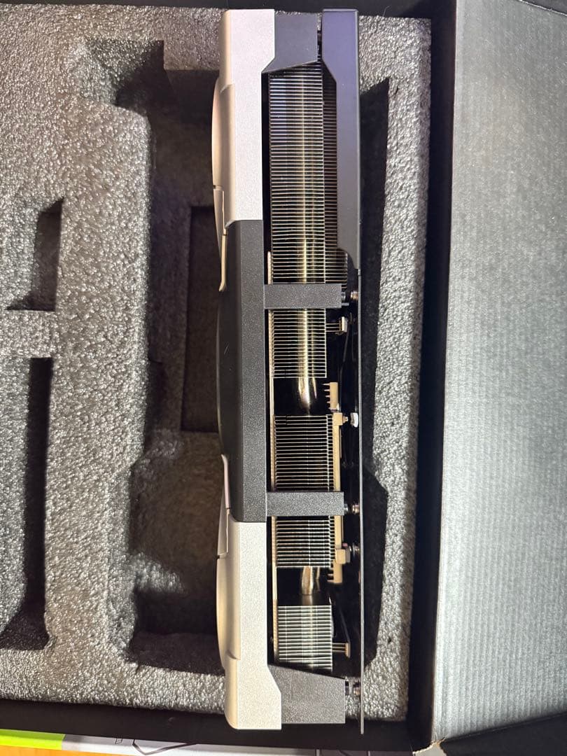 MSI NVIDIA GEFORCE RTX 5090 基板（PCB）なし