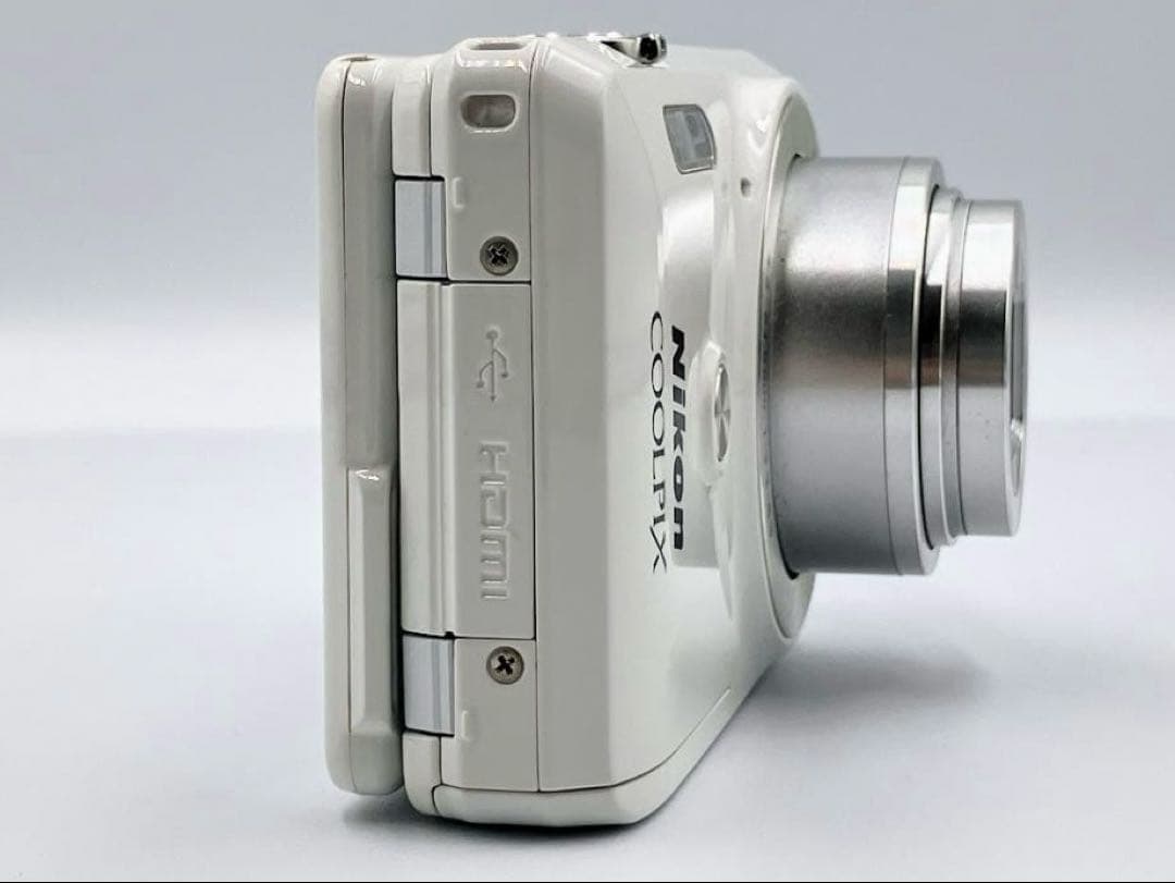 Nikon COOLPIX S6900ホワイト 自撮り対応 箱・付属品あり