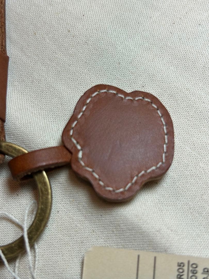 genten ゲンテン レザーチャーム 野球　　Snoopy スヌーピー 新品