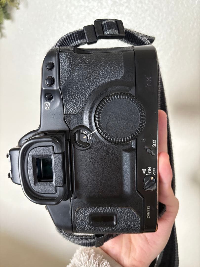 Canon EOS-1 V フィルム一眼レフカメラ