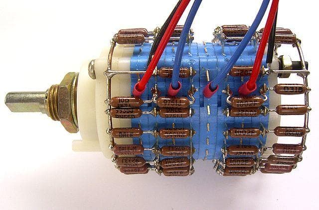 Dale抵抗 高音質 50kΩ2連24ポイントラダー・アッテネーター