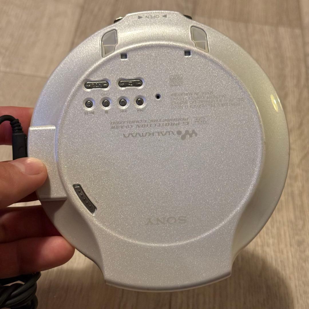 SONY CD WALKMAN D-NE20 ジャンク品