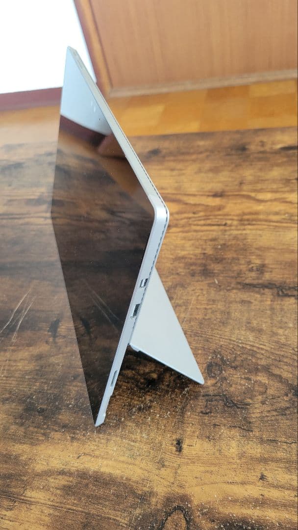 Microsoft Surface Pro 4 本体 i5 8G 256G充電器