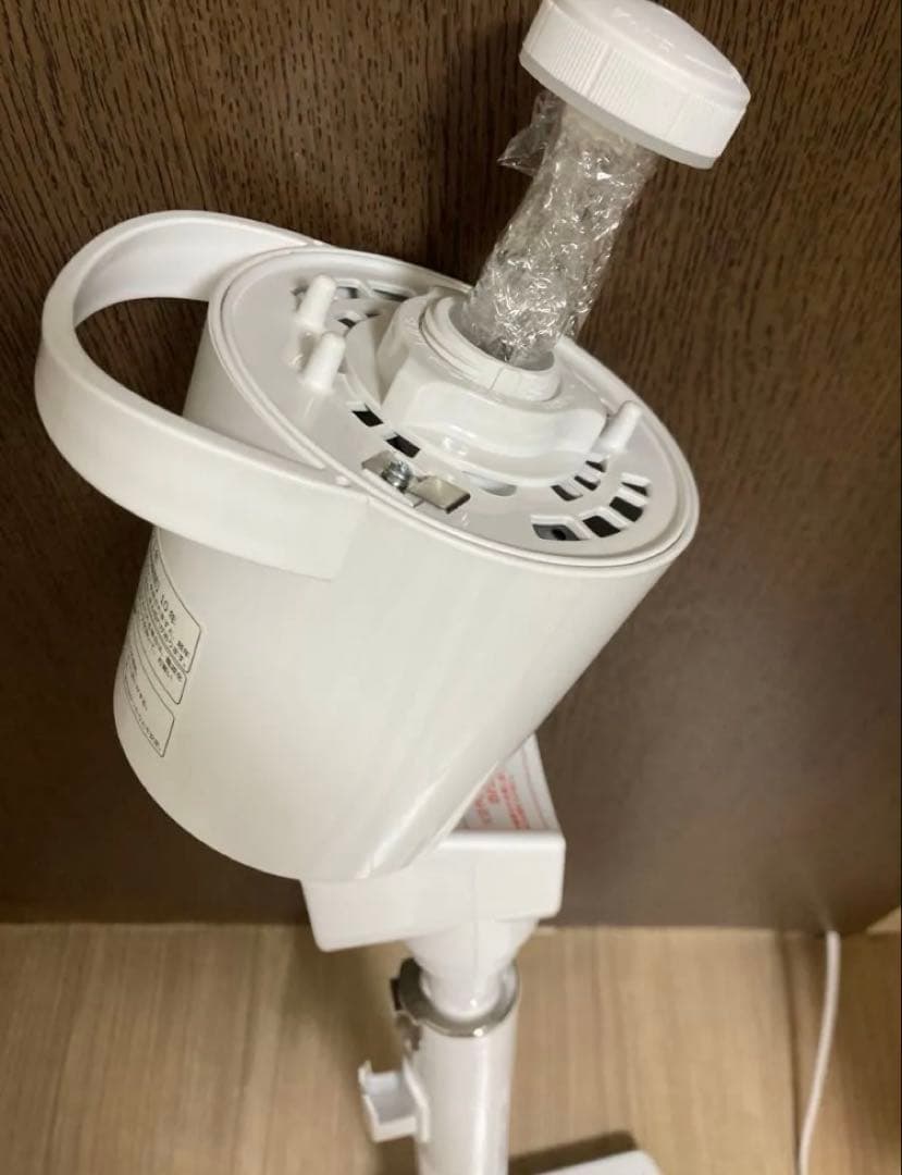 トヨトミ　扇風機　FS D30NHR ホワイト