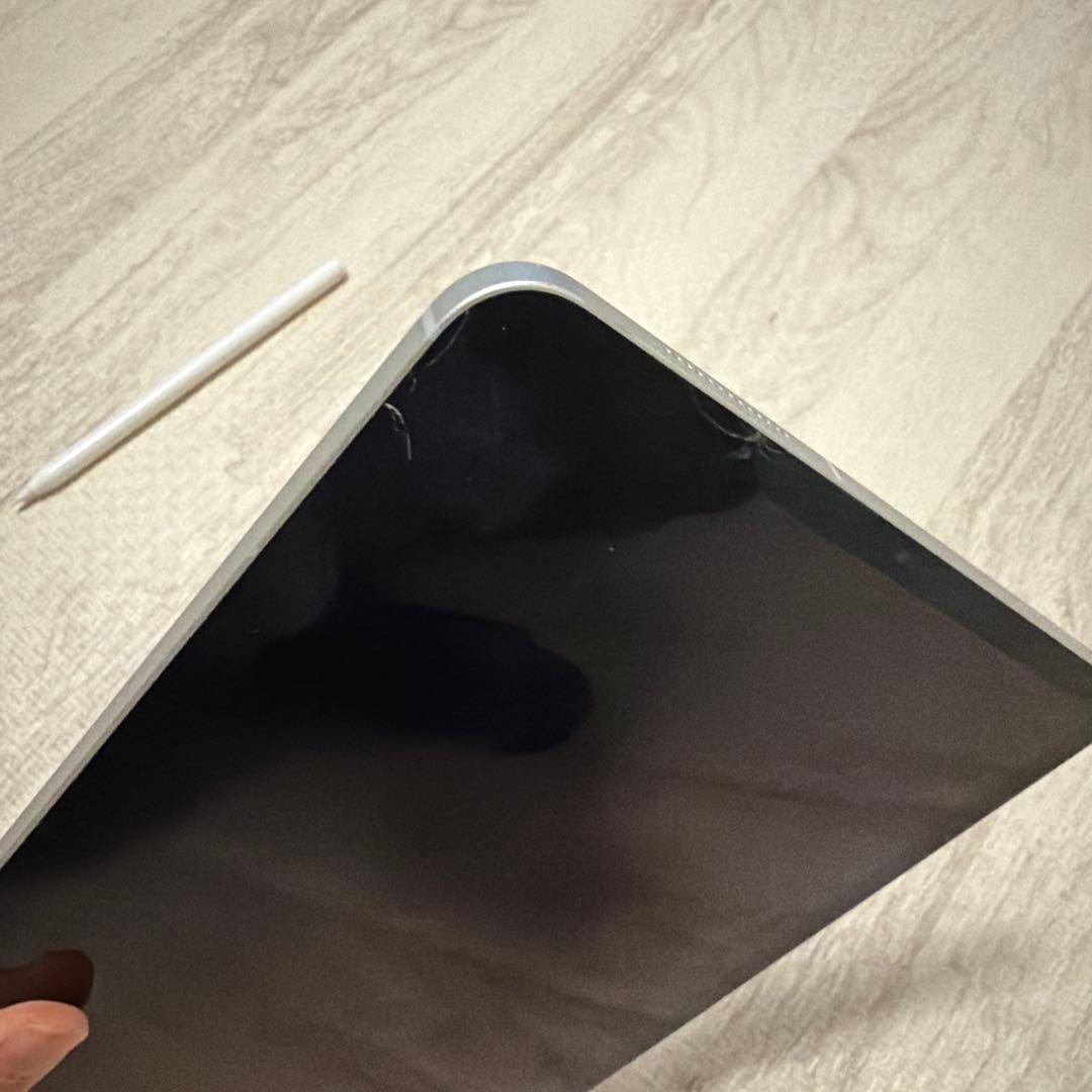iPad Pro11インチ シルバー256GB、Wi-Fi + Cellular