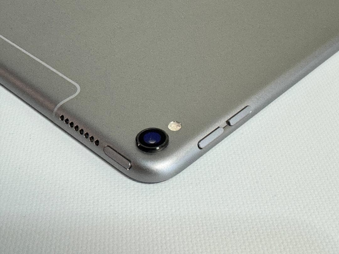 iPad Pro 10.5インチ Wi-Fi + Cellular 64GB