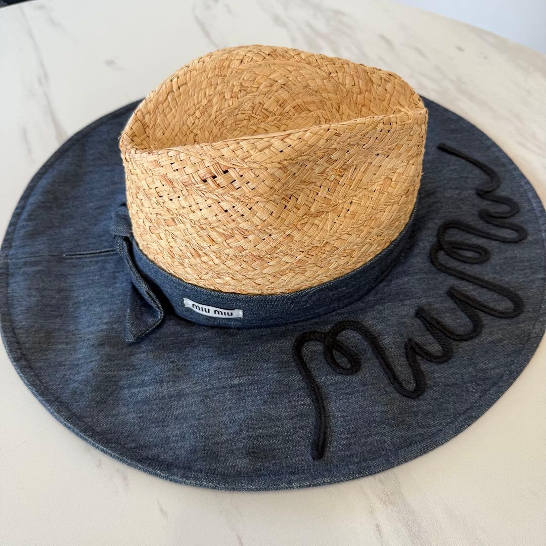 美品 MIU MIU（ミュウミュウ） デニムリボン付き ストローハット