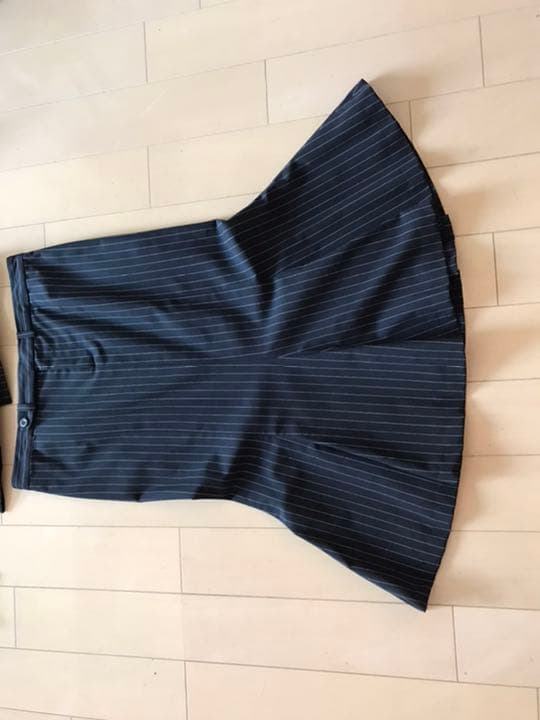 ラルフ・ローレン　黒地白ストライプ　フレア　スーツセット