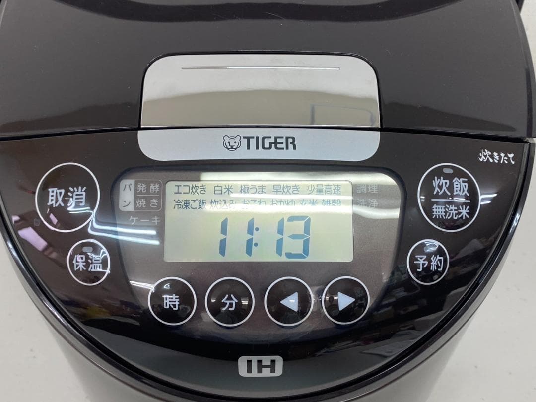 美品 タイガー IHジャー炊飯器10合炊き JPW-D180 炊飯ジャー