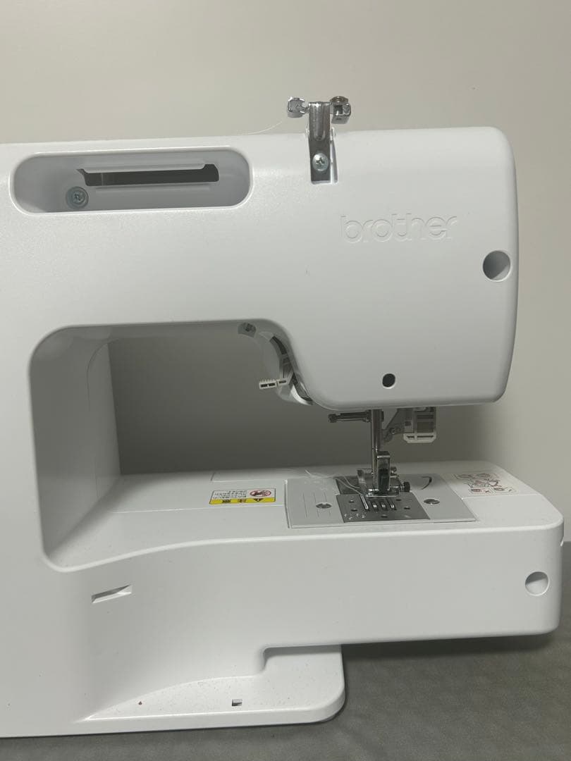 brother コンピュータミシンSENSIA130　CPN5102 カバー付