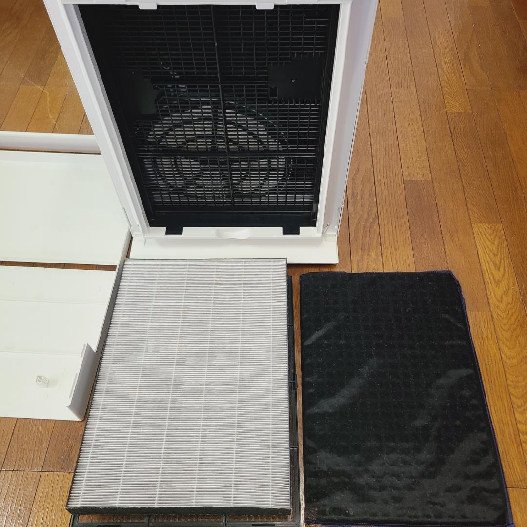 ★パナソニック 加湿空気清浄機 ナノイーX搭載 ~31畳 F-VC70XT★