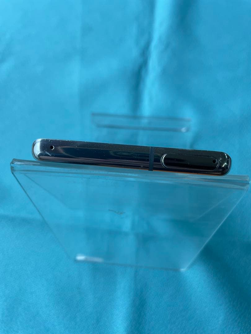 docomo arrows NX9 F-52A ホワイト 5G対応 SIMフリー