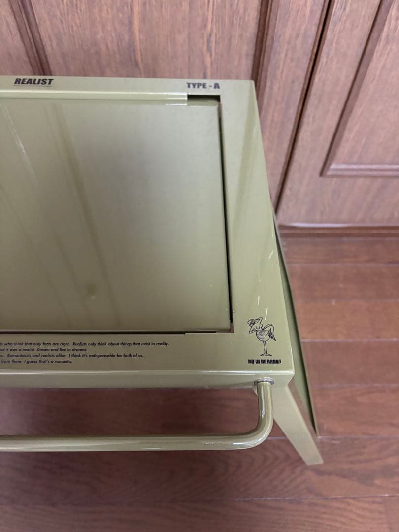 Brunt realist リアリスト タイプA オリーブ テーブル