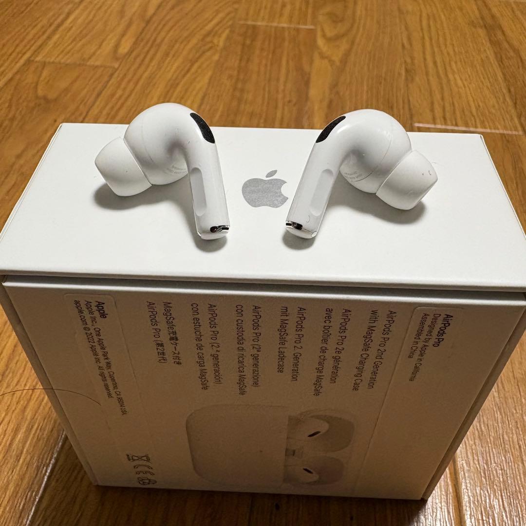 【箱、付属品あり】 AirPods Pro 2 ホワイト ライトニング仕様