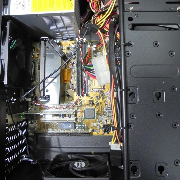 Windows98se & 2000 pro　デュアルブート　カスタムPC