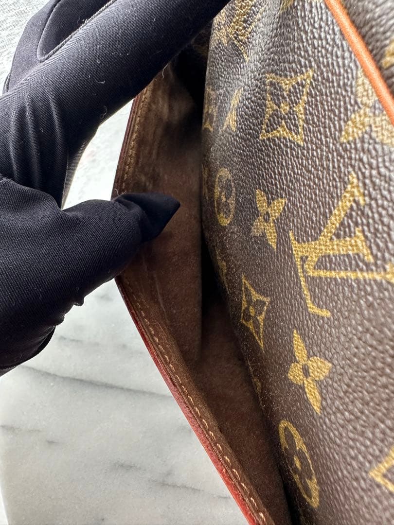 ルイヴィトン　コンピエーニュ28　セカンドバッグ　クラッチバッグ　モノグラム