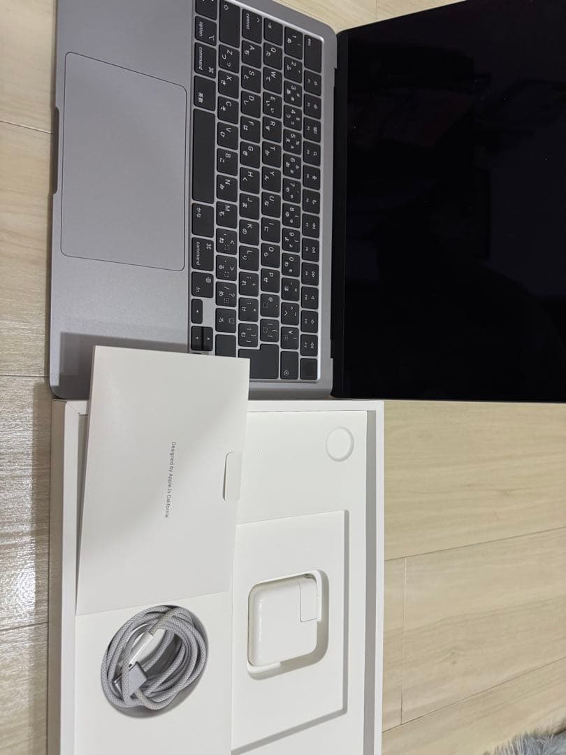 MacBook本体 Apple MacBook Air M2 256GB