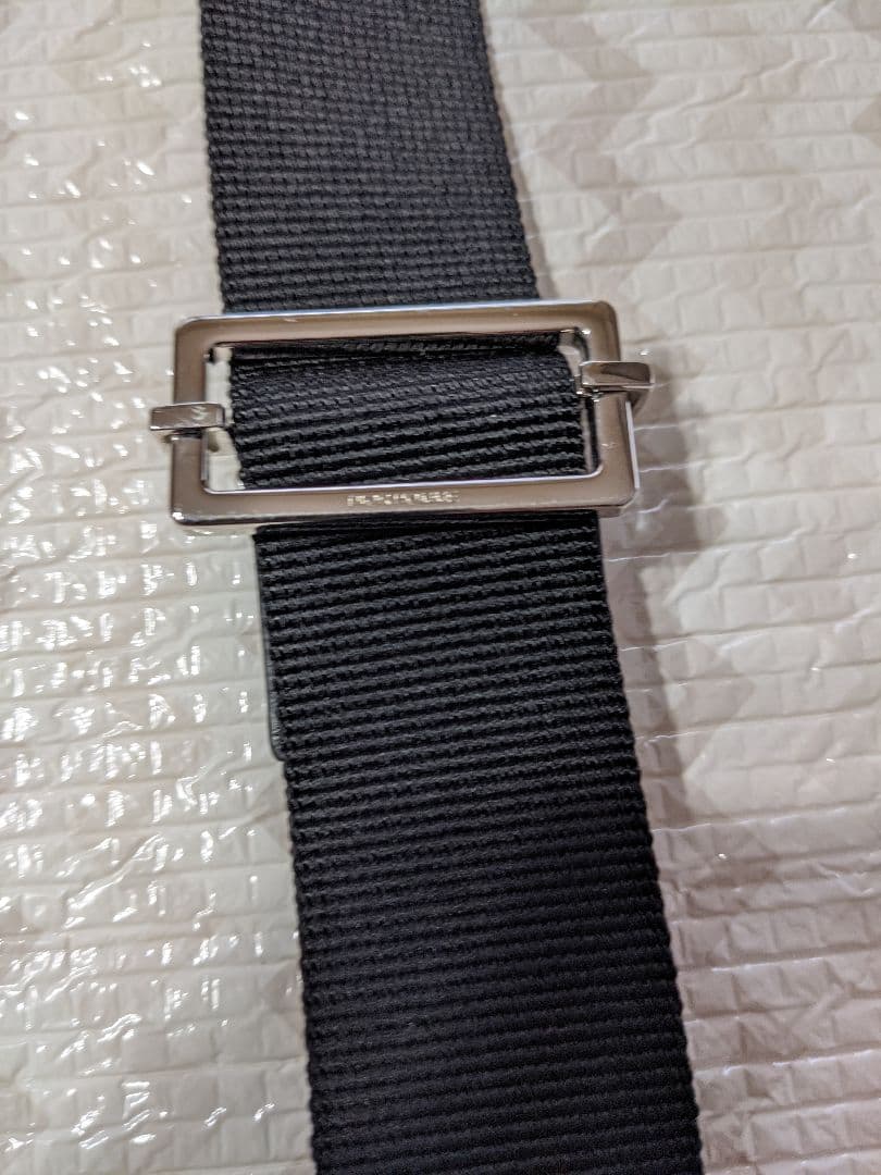 ディオールオムレザーショルダーバッグハラキリ