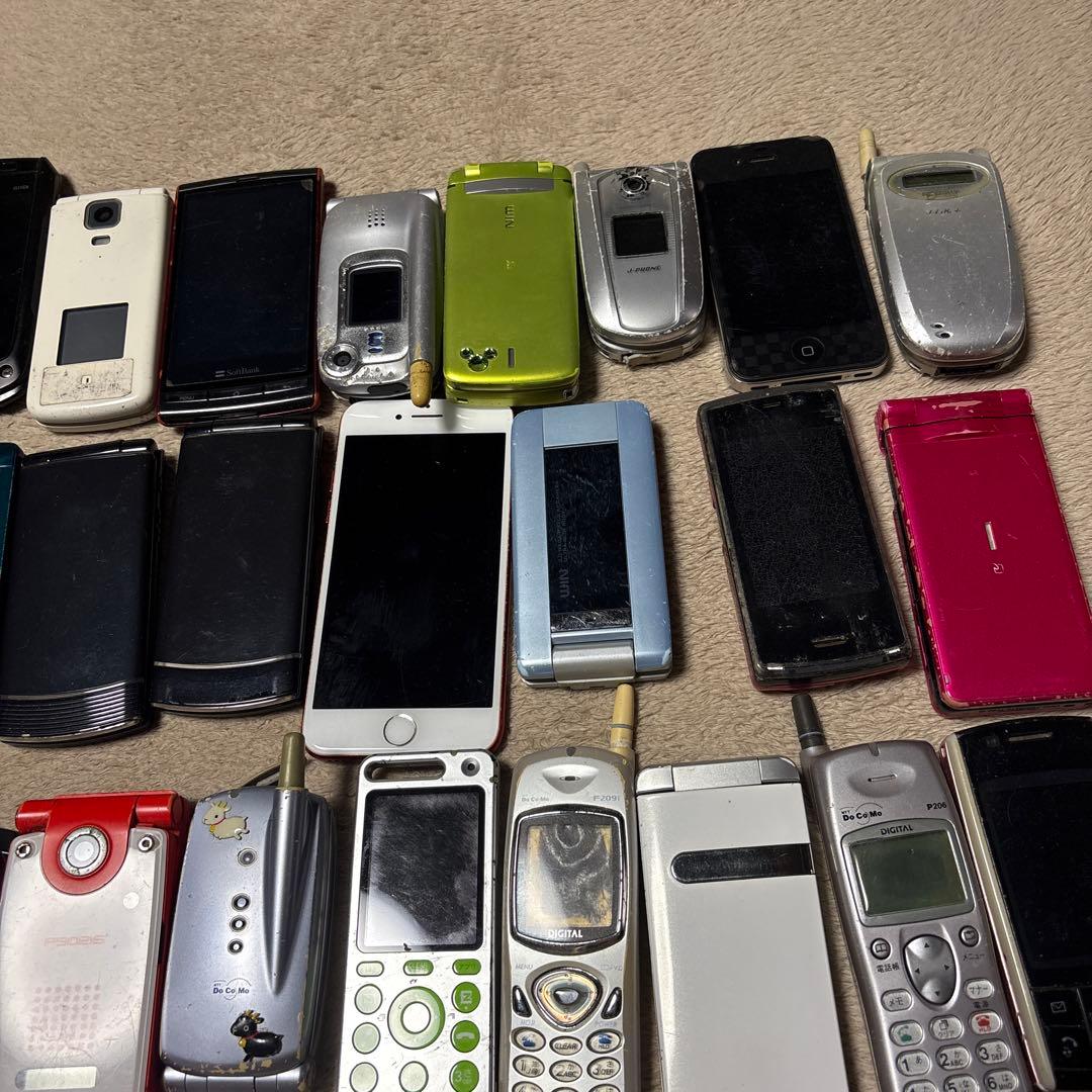 ガラケー ケータイ 携帯 タブレットまとめ売り 合計40台