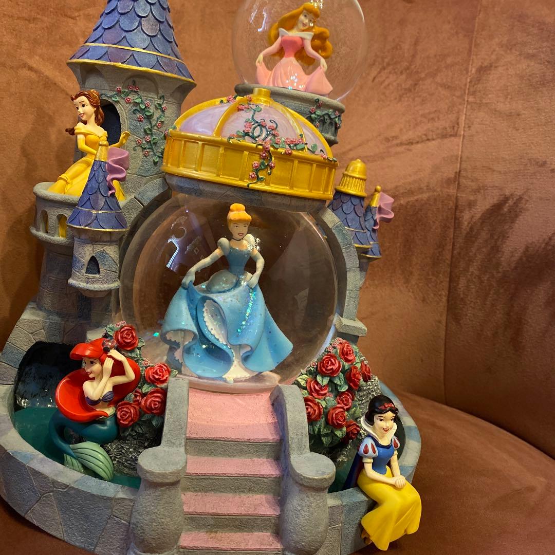 ディズニープリンセス　スノードーム　ビックサイズ　31センチ