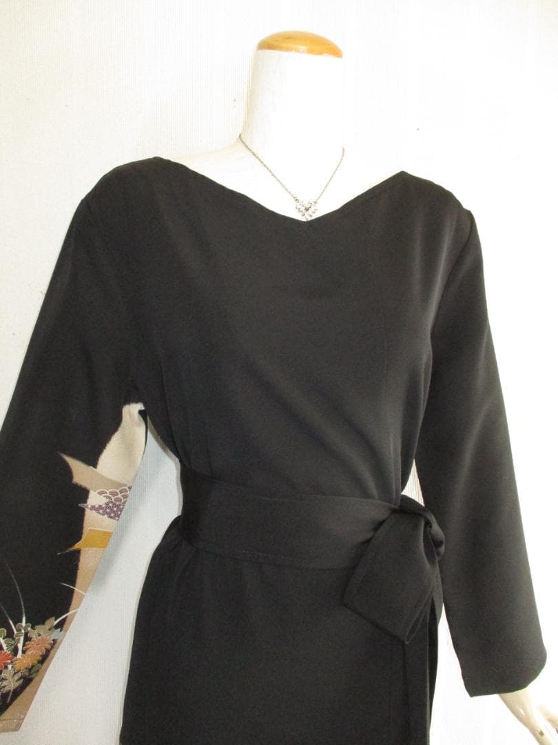 Ｌ～2Ｌサイズ　黒留袖からの着物リメイクドレスです 　着丈１２２cm