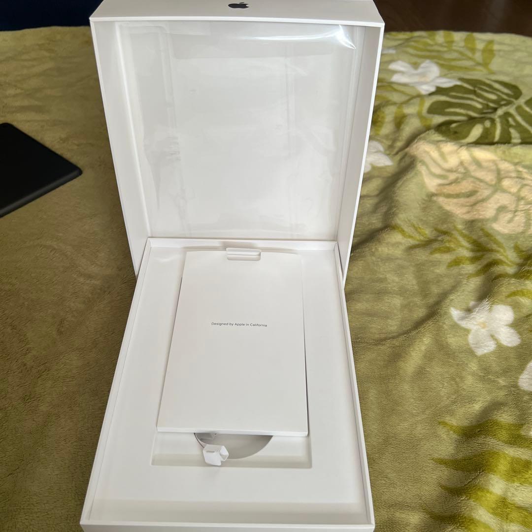 iPad スペースグレー 本体