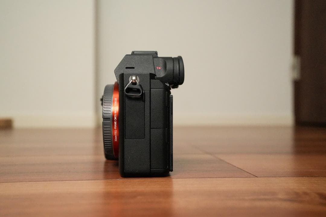 SONY α7III ミラーレス一眼 本体