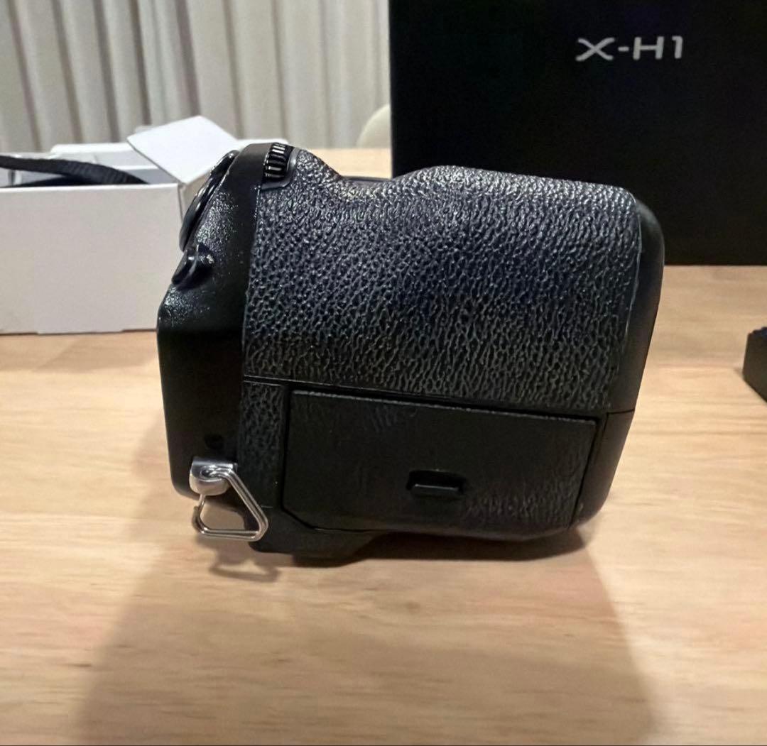 FUJIFILM X-H1 ミラーレスカメラ 本体