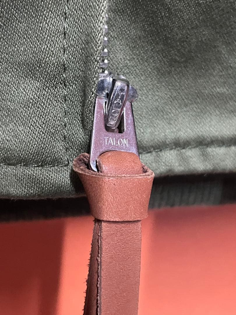 美品　フライトジャケット　B-10 サイズ42 ￼ SESSLER