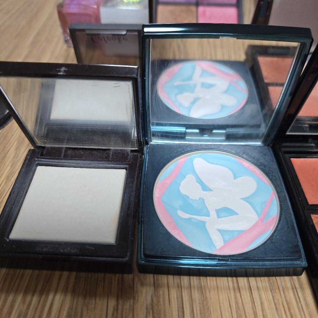 アイシャドウ　ルナソル　セット　シャネル　ディオール　アディクション　THREE