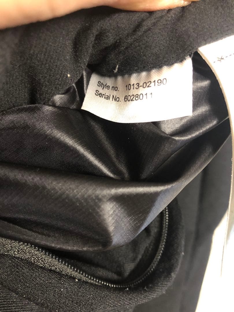 えいちゃん　　マムート　ロゼグ　インサレーション　フーデッド　アジアXL