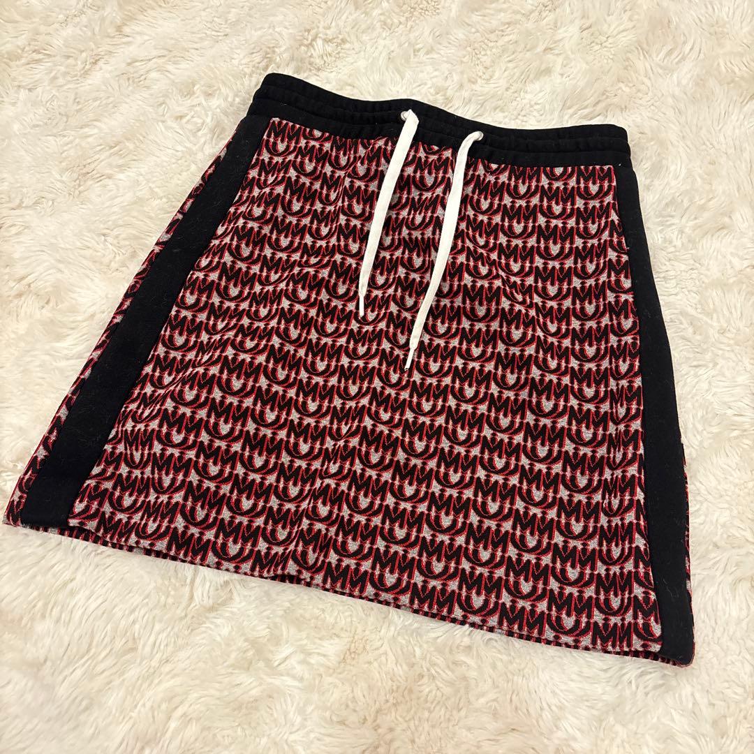 極美品♡ミュウミュウ miumiu ロゴ ワンポイント ジャージスカート 赤