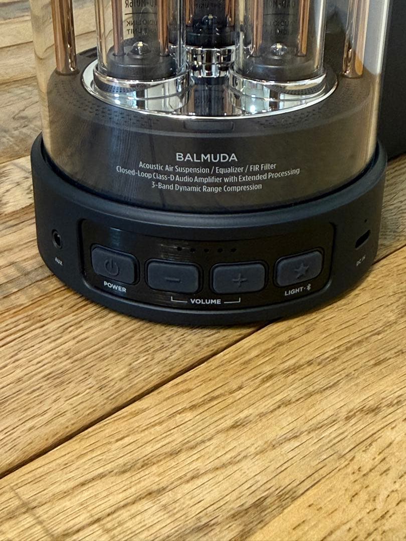 新品 バルミューダThe Speker M01A-BK ワイヤレススピーカー