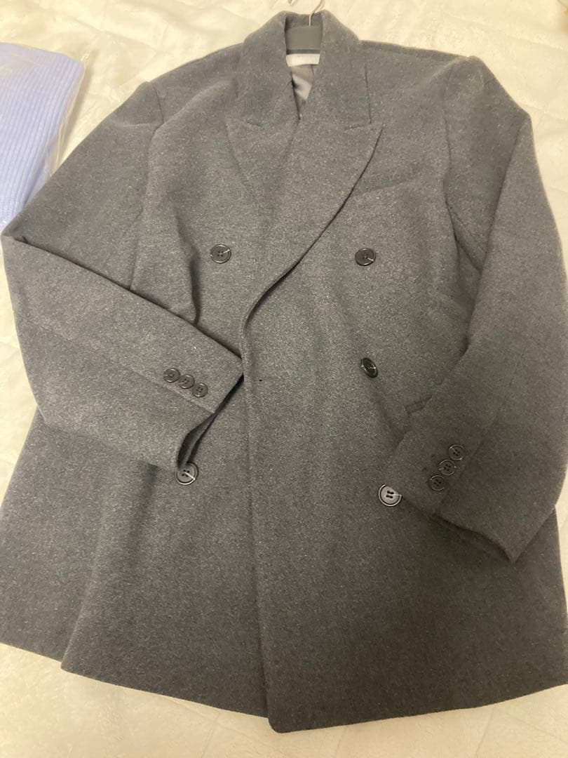 ダークグレー ダブルブレストジャケットとカーディガンセット