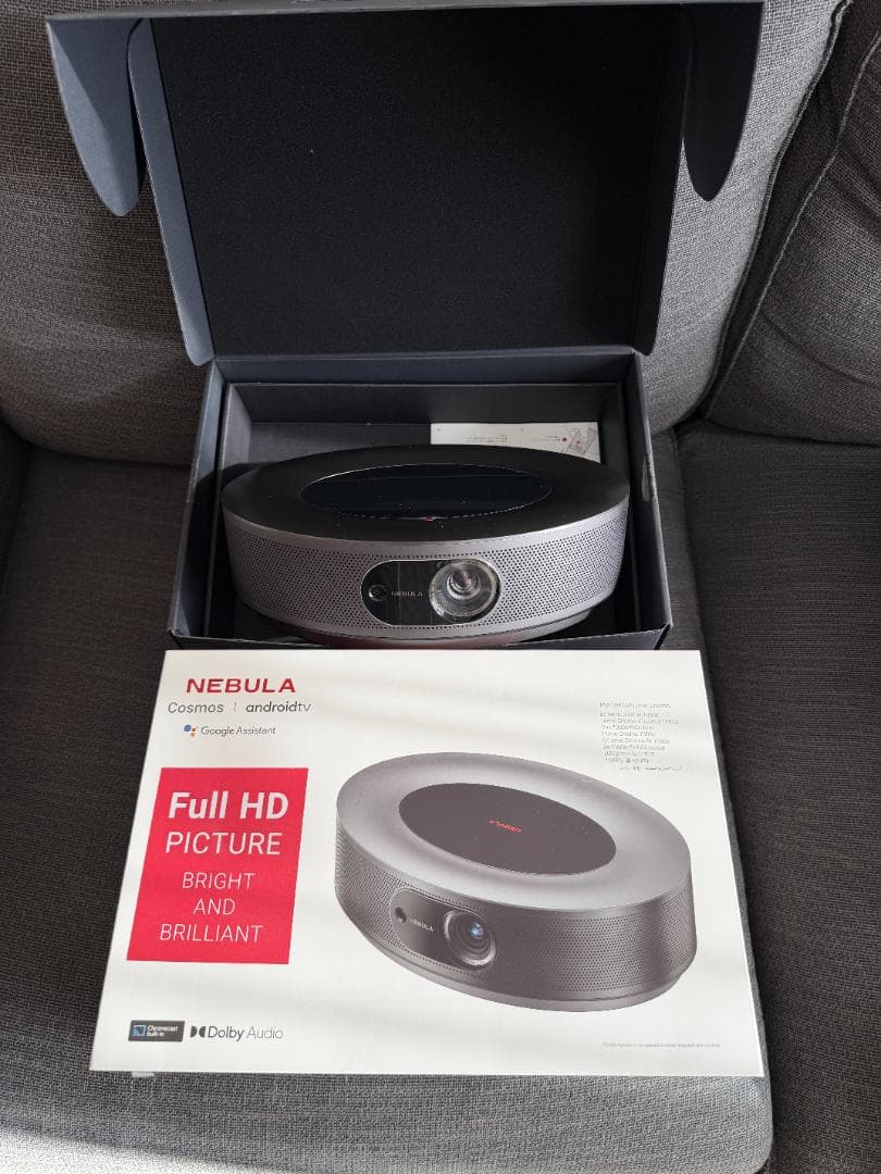 Anker Nebula Cosmos 脚立付