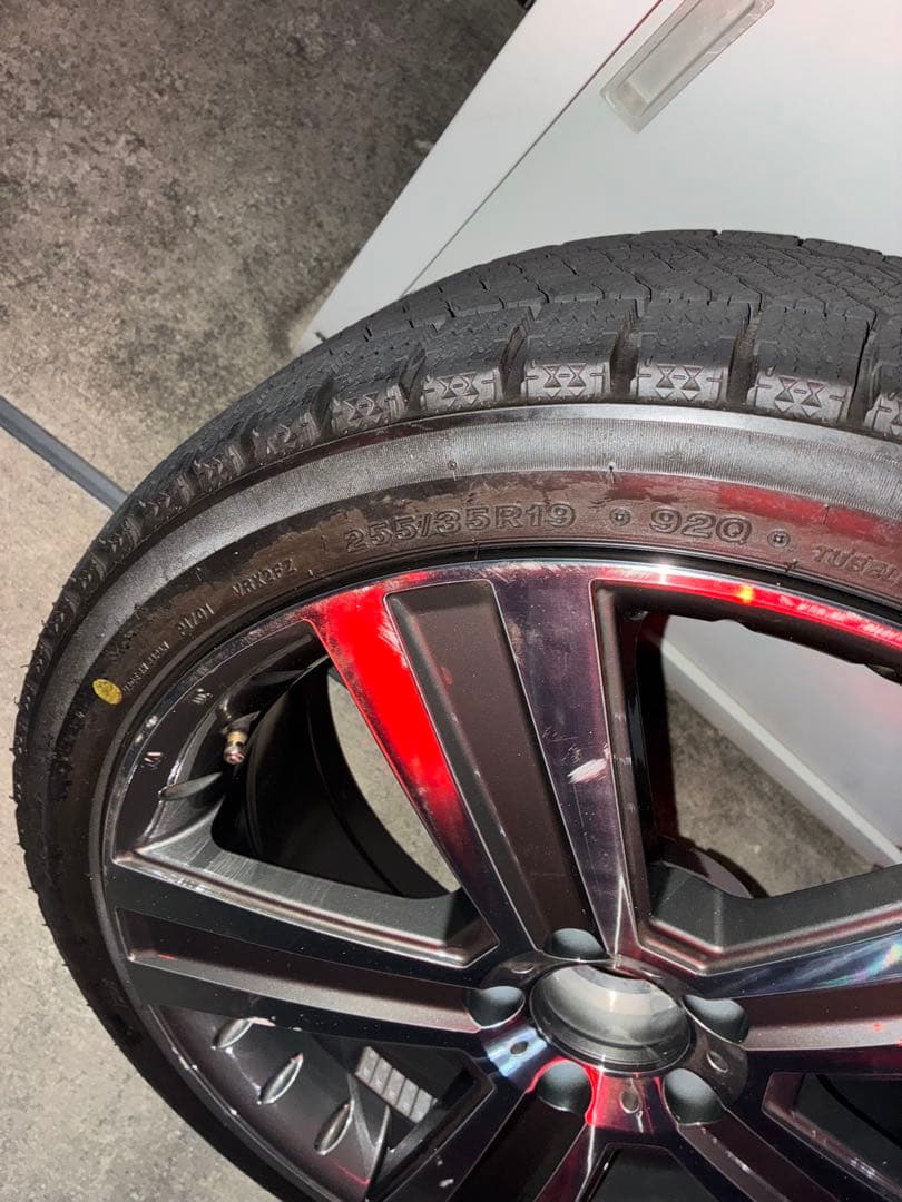 スタッドレスタイヤ付きホイール　19インチ　4本セットPCD112