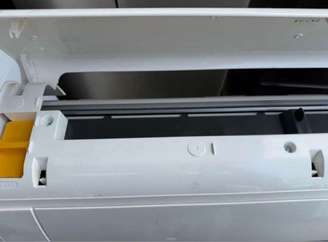 【高年式】2024年式 2.2kw 日立 エアコン RAS-KW22N (W)