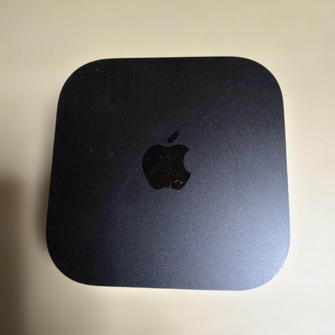Apple TV 4Kブラック 本体とリモコン