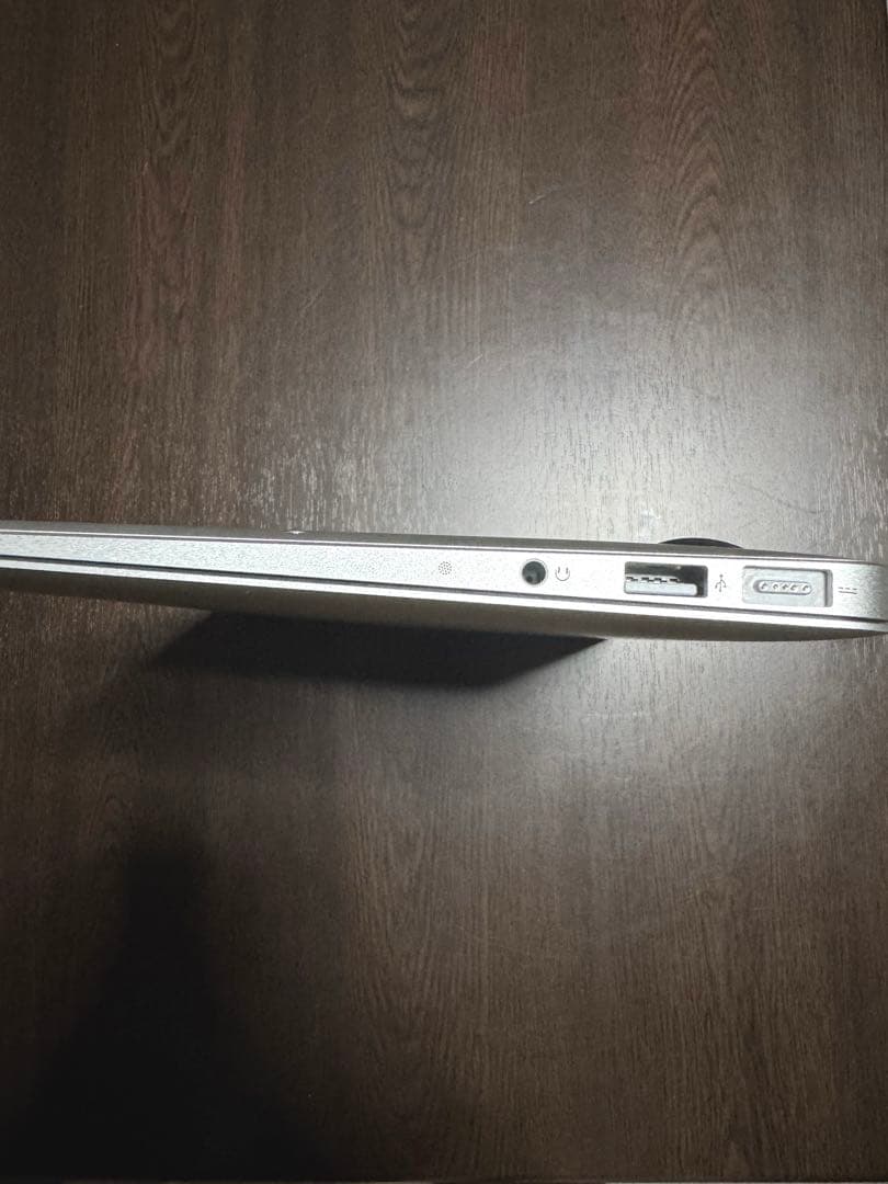 MacBook Air 11インチ i5 SSD128GB