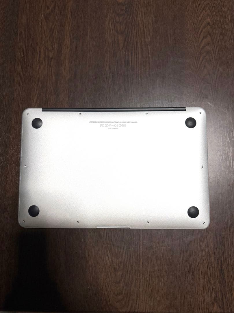 MacBook Air 11インチ i5 SSD128GB