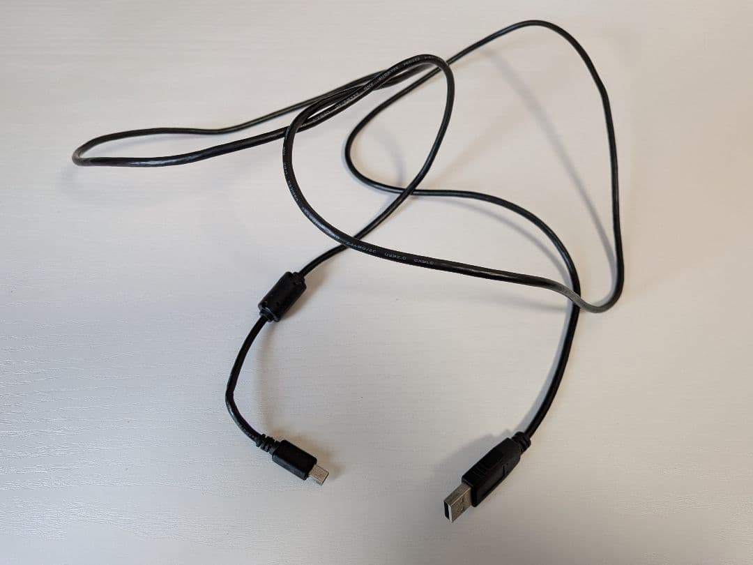 キーボード Ultimate Hacking Keyboard