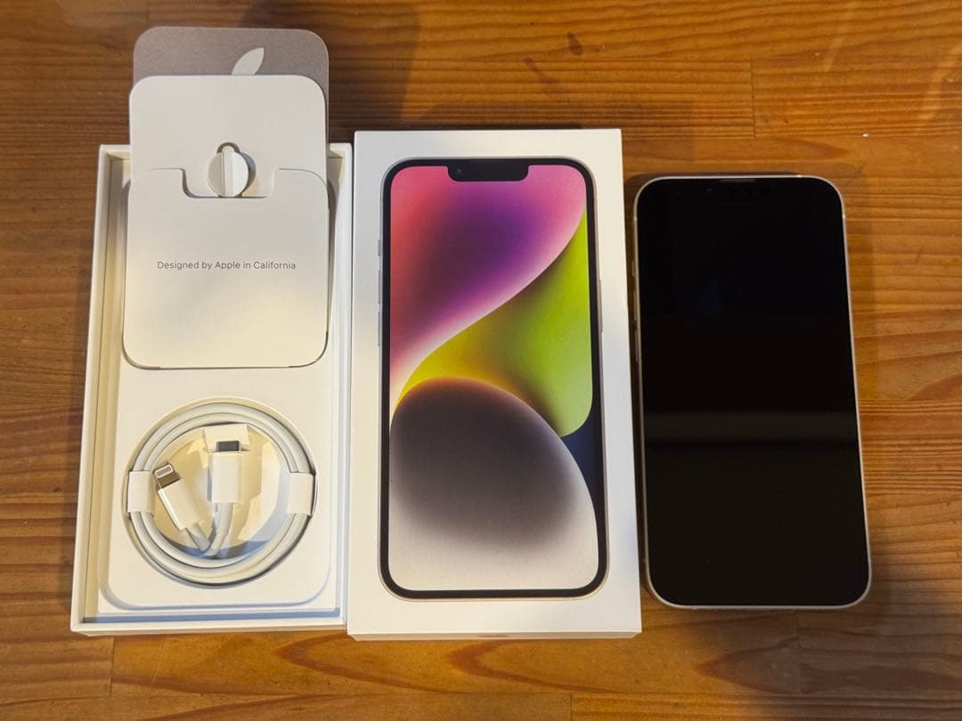 iPhone14 ホワイト 本体　128Gb SIMフリー　バッテリー89%