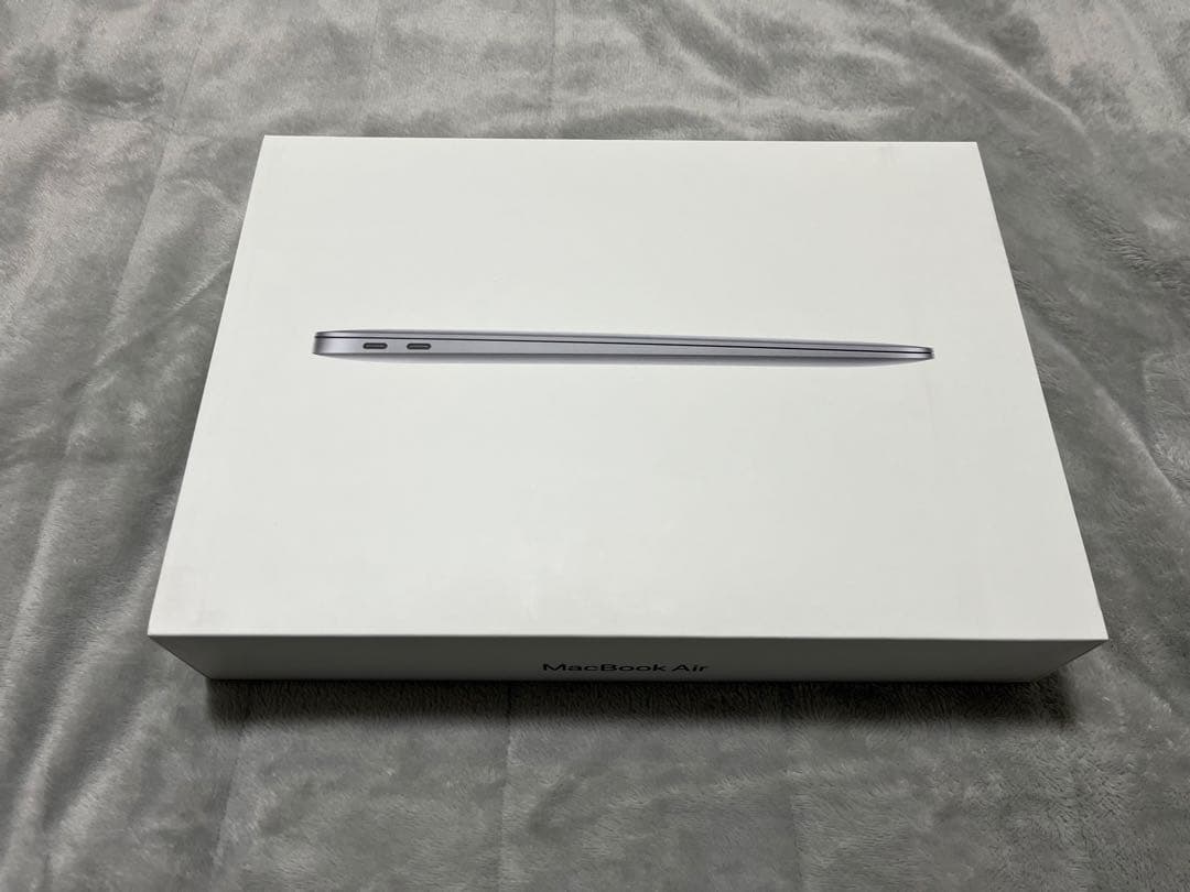 【極美品】Apple MacBook Air 8GBメモリ 256GBSSD