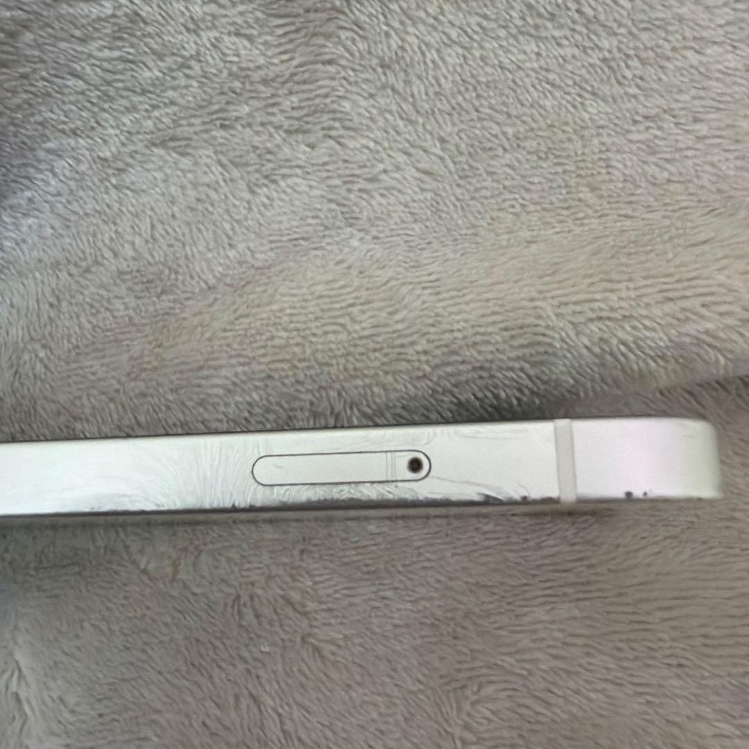 Apple iPhone12 128GB ホワイト　SIMロック解除済み